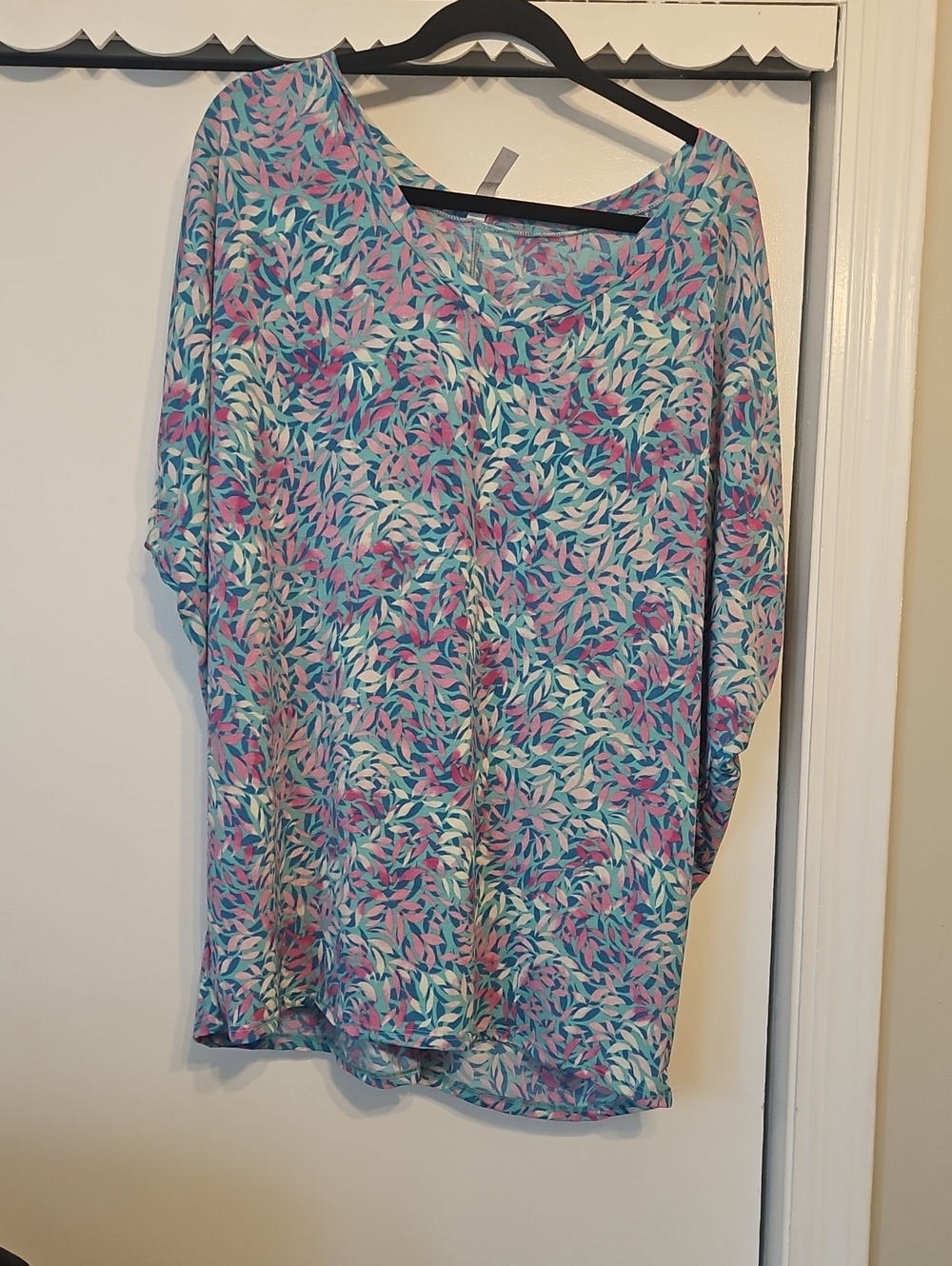 Dear Scarlett Batwing Sleeve Top